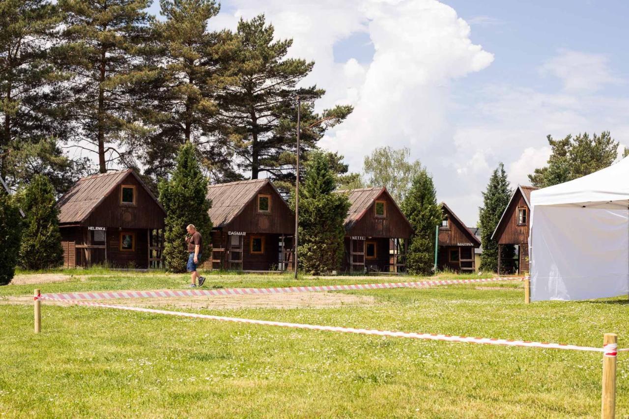 Hotel Cejch - Rekreacni Areal S Restauraci Kněžmost Exterior foto
